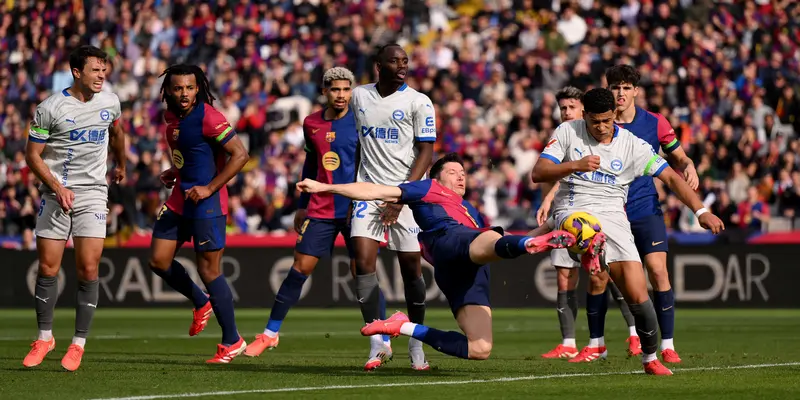 Barcelona đã chính thức vô địch và tiếp đà phong độ cao